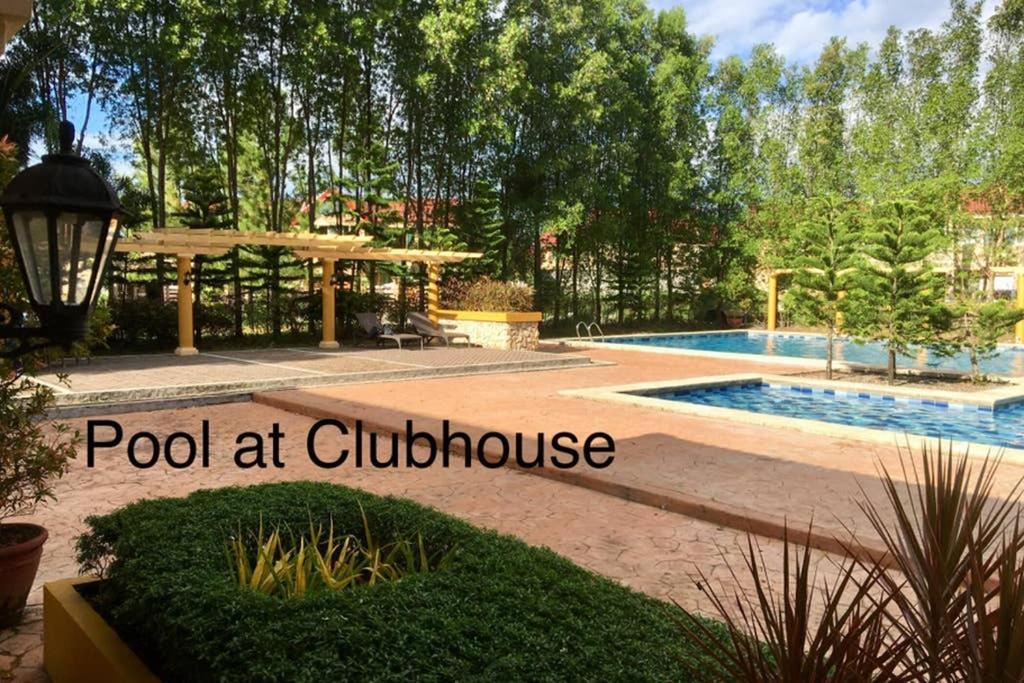 Brew Home Bacolod - 3 Bedroom House 外观 照片